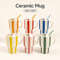 Gobelet en céramique rayé peint à la main de 600 ml avec paille, logo personnalisé, cadeau promotionnel d'entreprise, vente en gros