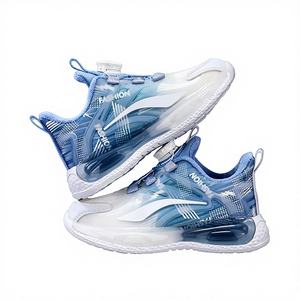 Chaussures de <span class=keywords><strong>basket</strong></span>-ball pour garçons, chaussures de sport antidérapantes en cuir imperméables doublées de polaire pour enfants du primaire, du collège et des plus âgés - Product Image 4