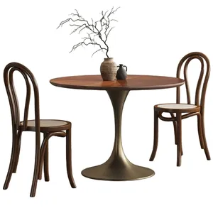 ขาโต๊ะเหล็กดัดหล่อสไตล์โบราณฐานโต๊ะทิวลิปทรงกลมทำจากทองสัมฤทธิ์สำหรับโต๊ะรับประทานอาหาร Eero saarinen หินอ่อน