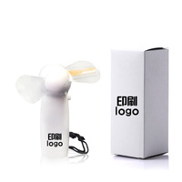 Mini Ventilador de Mano con Luces LED, Personalizable con Texto, Portátil, Ecológico, de ABS/PVC, con Batería, Novedad