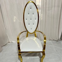 Chaise de salle à manger moderne et minimaliste avec grand accoudoir, dossier rond, coussin en cuir et piètement en acier inoxydable, pour l'exportation, mariages et hôtels