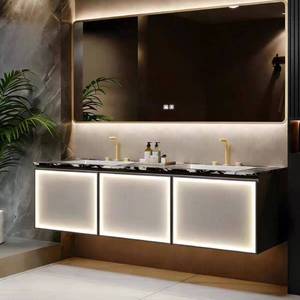 Meuble de salle de bain en bois massif avec lavabo en céramique, miroir intelligent et panneau mural en pierre, personnalisé pour hôtels de luxe haut de gamme - Product Image 5