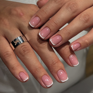 3940 <span class=keywords><strong>Uñas</strong></span> Postizas Clásicas Minimalistas Francesas con Bordes Blancos, Diseño Cuadrado Corto, <span class=keywords><strong>Uñas</strong></span> Artificiales a Presión, Personalizables - Product Image 1
