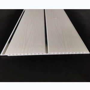 Diverses couleurs et textures Panneau ignifuge de rayures de plafond en PVC pour la salle de sport extérieure de l'hôtel et les salles de bain-pour la salle de bain à <span class=keywords><strong>Malte</strong></span> - Product Image 1