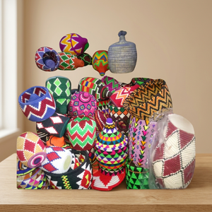 Panier artisanal en bambou tressé fait main, écologique, avec doublure en paille, motifs géométriques colorés, art populaire, matériaux naturels pour la maison - Product Image 4