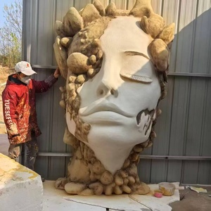 Sculpture géante en mousse visage humain, figurine artistique pour café, personnalisable pour espaces commerciaux, grande décoration Méduse - Product Image 1