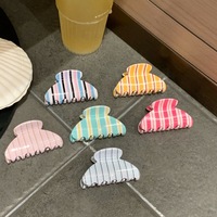 UME Lot de pinces à cheveux moyennes en PVC personnalisées pour femmes, colorées, à blocs de couleur et rayées, accessoire pour cheveux, pince pour franges