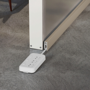 <span class=keywords><strong>Plinthe</strong></span> moderne en alliage d'aluminium de 4 cm de hauteur, durable, en stock, avec installation facile, finition anodisée, pour usage aéroportuaire - Product Image 1