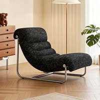 Fauteuil lounge moderne en bouclette, fauteuil d'appoint rembourré avec structure métallique, chaise de détente pour salon, chambres et mobilier de maison