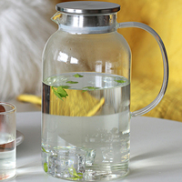 Pichet en verre avec couvercle, carafe à eau résistante à la chaleur de 2,2 L et 74Oz pour eau chaude/froide, thé glacé et boisson au jus transparent