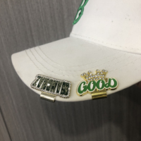 Clips de chapeau en alliage de zinc plaqué or personnalisés d'usine d'origine avec logo imprimé à l'écran, épingles de chapeau en métal personnalisées