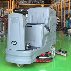 <span class=keywords><strong>Autolaveuse</strong></span> autoportée à double brosse pour un nettoyage efficace et maniable dans les entrepôts frigorifiques, les parkings et les locaux de stockage - Product Image 4