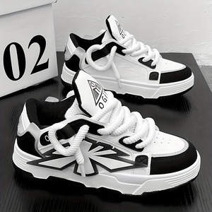 Zapatillas de hombre con suela gruesa, estilo Harajuku, europeas y americanas, que aumentan la altura, con diseño de dibujos animados. - Product Image 1