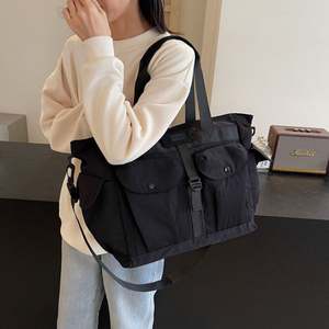 Bolsa de Viaje Grande Unisex con Logotipo Personalizado, Bolsa de Gimnasio Resistente con Compartimento Impermeable para Deportes al Aire Libre, Fin de Semana, para Hombres y Mujeres - Product Image 6