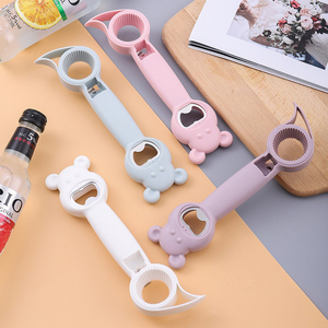 Abridor de Botellas Multifunción con Diseño de Oso, Mango de Plástico, Removedor de Tapas de Cerveza, Abridor de Latas 4 en 1 para Cocina, Hogar, Bar, Uso Diario - Product Image 4