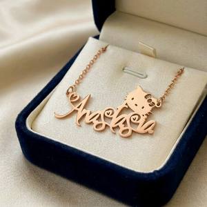 Collana Personalizzata in Acciaio Inossidabile con <span class=keywords><strong>Nome</strong></span> e Cartone Animato, Ciondolo con Lettera e Catena a O, Gioielli alla Moda all'Ingrosso per Donne e Ragazze - Product Image 3