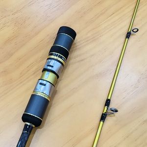 <span class=keywords><strong>Canne</strong></span> à pêche en fibre de carbone robuste pour jigging et pêche à la traîne en bateau, avec anneaux Fuji, capacité d'attraction de 100-350g, poids de l'appât max. 18kg - Product Image 4