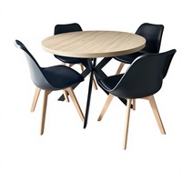 Ensemble table et chaises de restaurant, chaises de café, tables de bar pour taverne de style occidental
