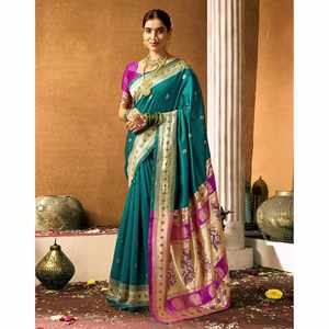 Sari Paithani de Seda Tejida Verde Azulado, Estilo Tradicional Indio y Pakistaní para Niñas, para Bodas, Fiestas y Vestimenta Étnica - Product Image 1