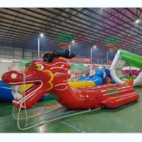 Nouveau design 10 sièges double tubes bateau banane gonflable pour les sports nautiques de plage