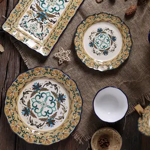 China decoration luxury vintage style floral kitchen bulk ceramic charger dinner piatti piatti set di stoviglie