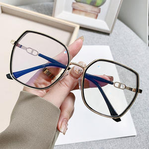 <span class=keywords><strong>Lunette</strong></span> <span class=keywords><strong>photochromique</strong></span> et <span class=keywords><strong>anti</strong></span>-bleu or rose hexagone métallique surdimensionné diamant Bling Bling <span class=keywords><strong>anti</strong></span>-<span class=keywords><strong>reflet</strong></span> femmes lunettes optiques - Product Image 5