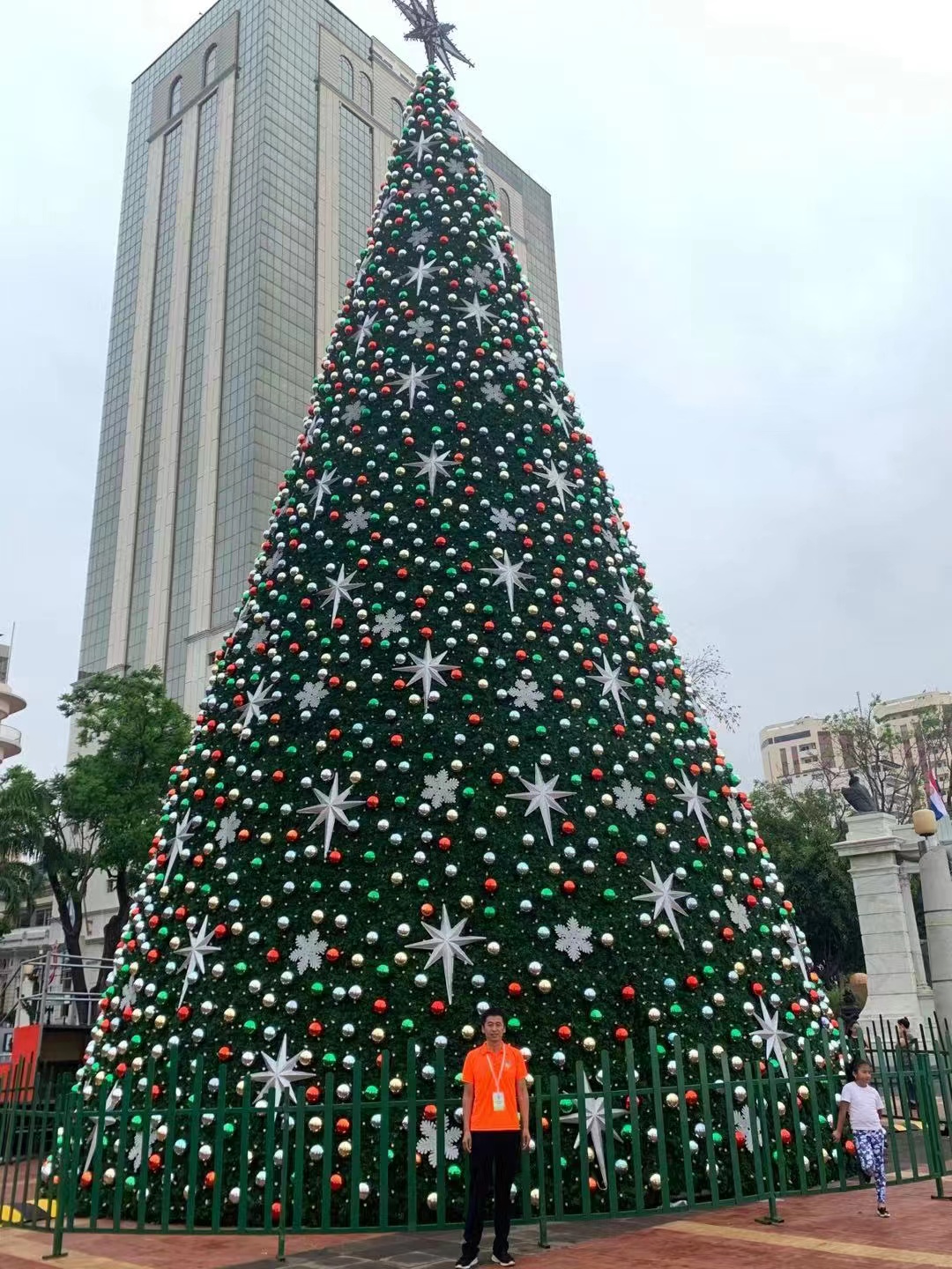 Christmas Outdoor 30Ft 40Ft 50Ft 60Ft Giant Pvc Christmas Tree For Commercial Center