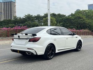 Sedán MG6 Pro Usado Premium 2021 2022 1.5T Automático LHD Euro VI Bajo Kilometraje Sin Accidentes Venta al Por Mayor Exportación a Granel - Product Image 3