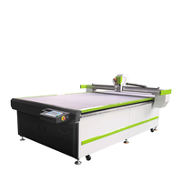 Machine de découpe CNC à couteau oscillant pour cuir véritable, cuir PU, empeignes de chaussures et fabrication de sacs