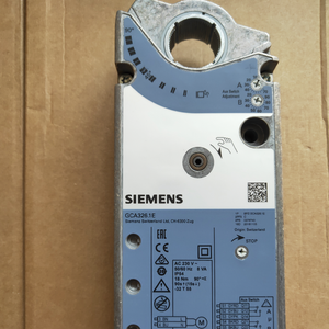 Voltaje de Funcionamiento: CA 230 V, Control por Interruptor con 2 Interruptores Auxiliares, con Reseteo por Resorte GCA326.1E - Product Image 5