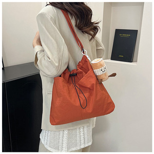 Wholesale Large Capacity Nylon Shoulder <strong>Bag</strong> <strong>Waterproof</strong> Casual Crossbody <strong>Drawstring</strong> <strong>Bags</strong> Women's Handbag for Outdoor - Product Image 5