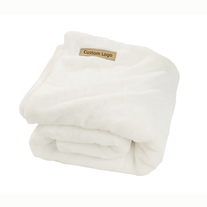 Vente en gros de couvertures en <span class=keywords><strong>polaire</strong></span> corail King Queen Size Couverture en <span class=keywords><strong>polaire</strong></span> en flanelle douce et antistatique pour l'hiver - Product Image 1