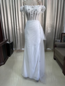 فساتين سهرة هندية مثيرة بتصميم حورية البحر بلون العاج مع تطريز خرز وشق عالي منسوج من سيرين هيل للحفلات - Product Image 2