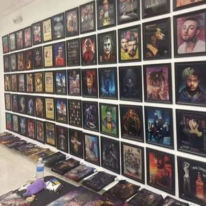 Affiches lenticulaires 3D en gros à faible MOQ, en vrac, à prix abordable, avec des images de stars du cinéma, de sportifs et d'anime japonais en mouvement - Product Image 3