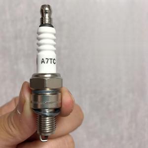 Bujía A7TC para Motocicleta, ATV 150cc, Cortacésped, Máquina de Pirotecnia, GY6, C7HS - Product Image 1