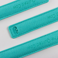Outil de pressage de couture multifonctionnel avec pochettes de rangement en feutre