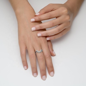 Gemnel Großhandel Schmuck Vergoldeter Messingschmuck Messingschmuckhersteller Zirkon-Schmuck 18k Gold Neuester Sonnen-Spike-Ring - Product Image 5