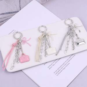 Moda tendencia bolso llavero multicolor cadena nudo colgante borla personalidad exquisito versátil esencial pequeño artículo - Product Image 3