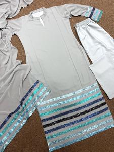 Magnifique ensemble palazzo, haut en georgette lourd avec palazzo brodé, entièrement cousu, matière de qualité supérieure, costume prêt à porter - Product Image 2