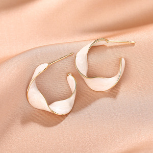 Orecchini a perno con decorazioni in metallo, eleganti, stile da donna, gioielli per l'orecchio da donna, per uso quotidiano, per l'ufficio, per feste, come regalo - Product Image 5