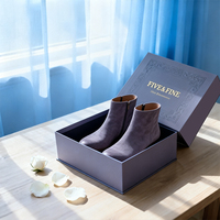 Boîte cadeau pour chaussures en carton rigide beige de luxe avec fermeture magnétique, logo personnalisé, boîte bleue en carton recyclé pour la vente au détail de baskets