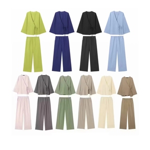 Ensemble de manteau et de pantalon à double boutonnage et de style une pièce de qualité pour femmes, couleur unie, style d'été élégant - Product Image 1