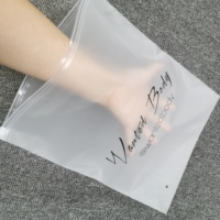 Qualité EVA PE OPP Bio dégradable t-shirt sac OEM imprimé curseur fermeture éclair emballage sac en plastique pour t-shirt maillots de bain vêtements