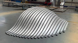 Panneau mural en tube carré en aluminium résistant aux intempéries pour balcon d'appartement et extérieur - Product Image 4