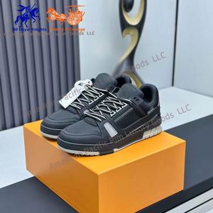 Baskets de luxe pour hommes – Chaussures de sport rétro de haute qualité pour le basketball, le tennis et le quotidien – Modèles originaux de la marque pour la marche et le sport - Product Image 1