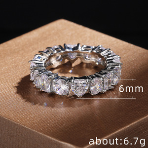 Anello con Gemma a Forma di Cuore Rettangolare per Donne, Gioiello da Dito Audace e alla Moda - Product Image 5