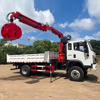 Grue de levage articulée montée sur camion HAOY 4 tonnes avec télécommande pour l'entretien des lampadaires