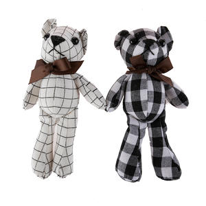 Vente en gros de porte-clés en peluche en forme d'ours en peluche 3D écologiques, décorations de mariage, porte-clés pour la Saint-Valentin - Product Image 6
