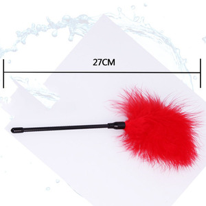 Produits érotiques : Stimulateur de massage des fesses, bâton à plumes pour le flirt, l'avance préliminaire, le chatouillage et le jeu SM en couple - Product Image 6