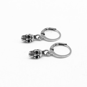 Pendientes con forma de esqueleto y diseño de calavera de plata tibetana para mujer, joyería de moda y estilo único. - Product Image 1